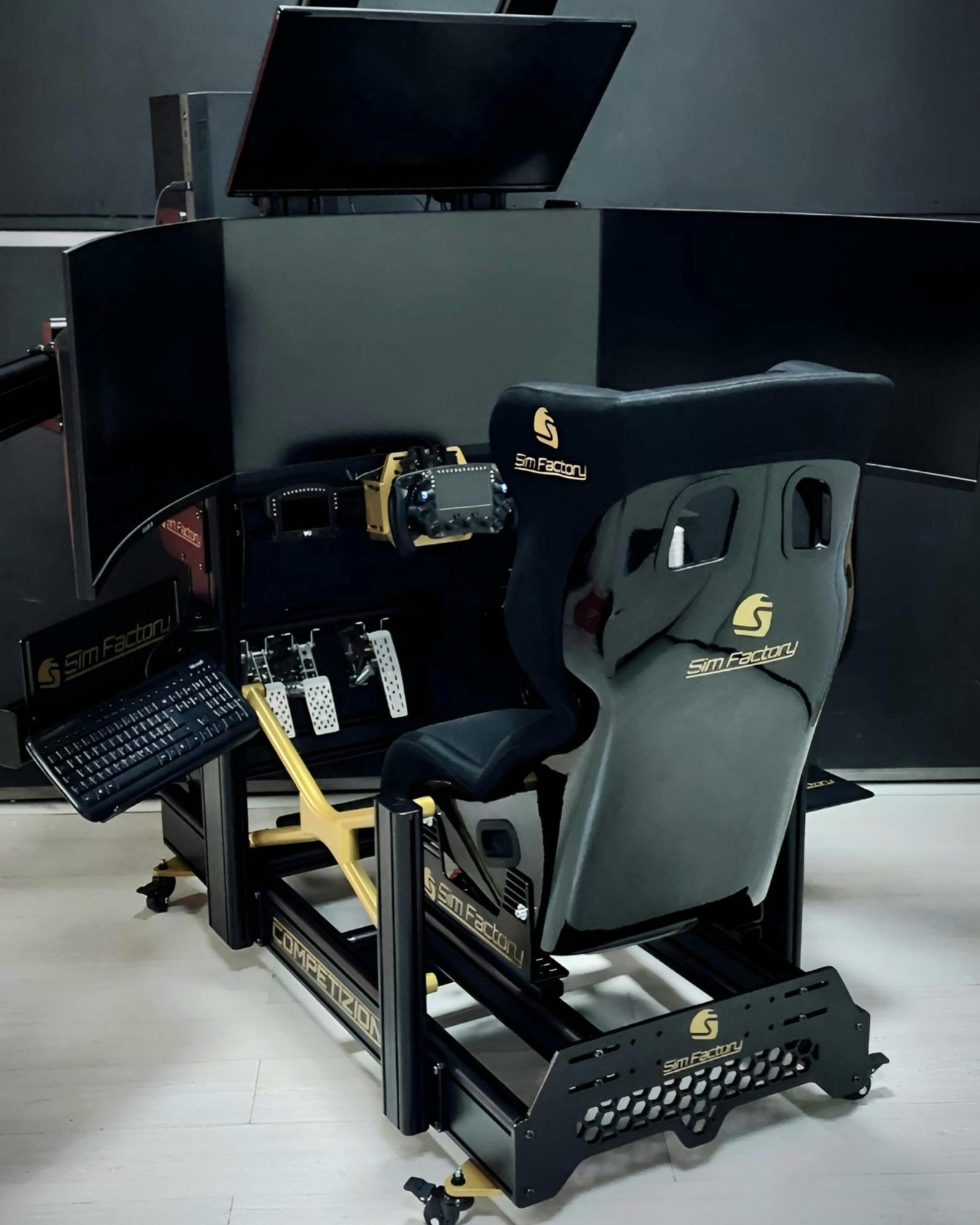 Setup da sim racing per eSport, gare online e allenamento competitivo